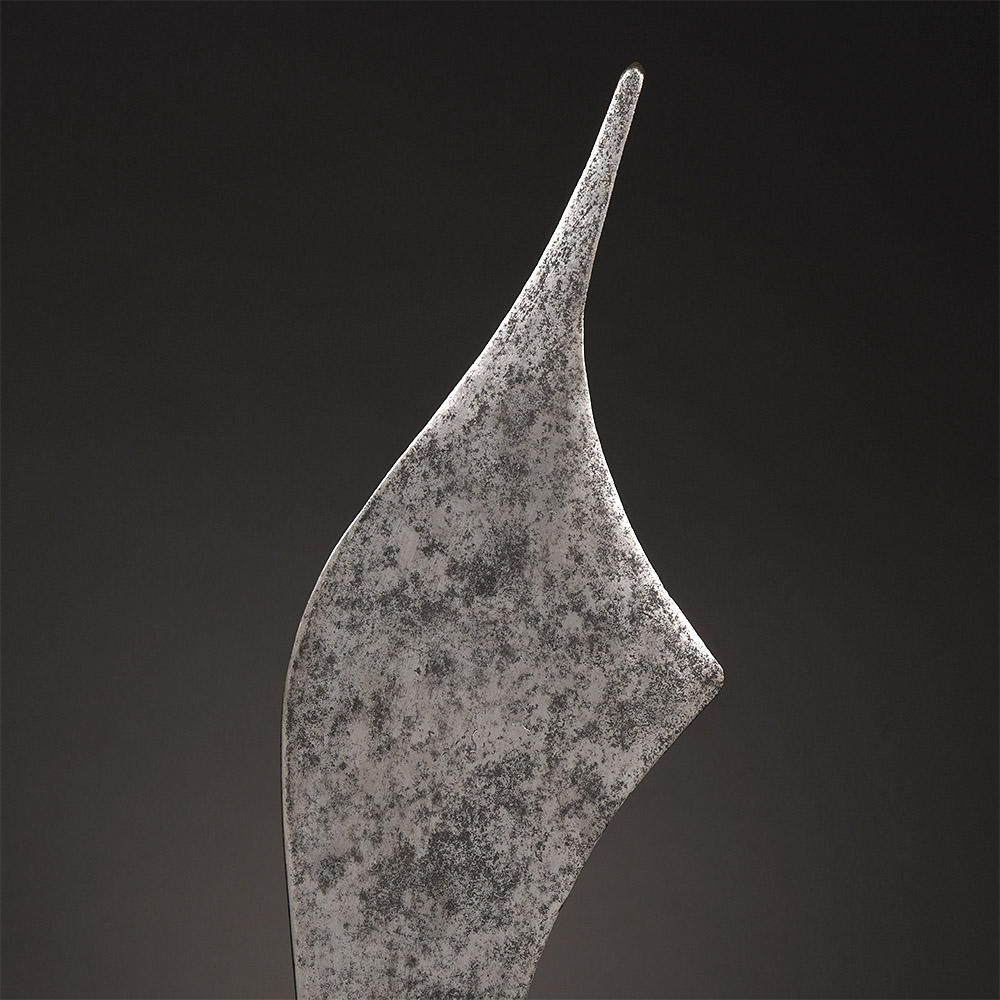 Asymmetrical Discoid Knife Hungaan / Pindi, D.R. Congo