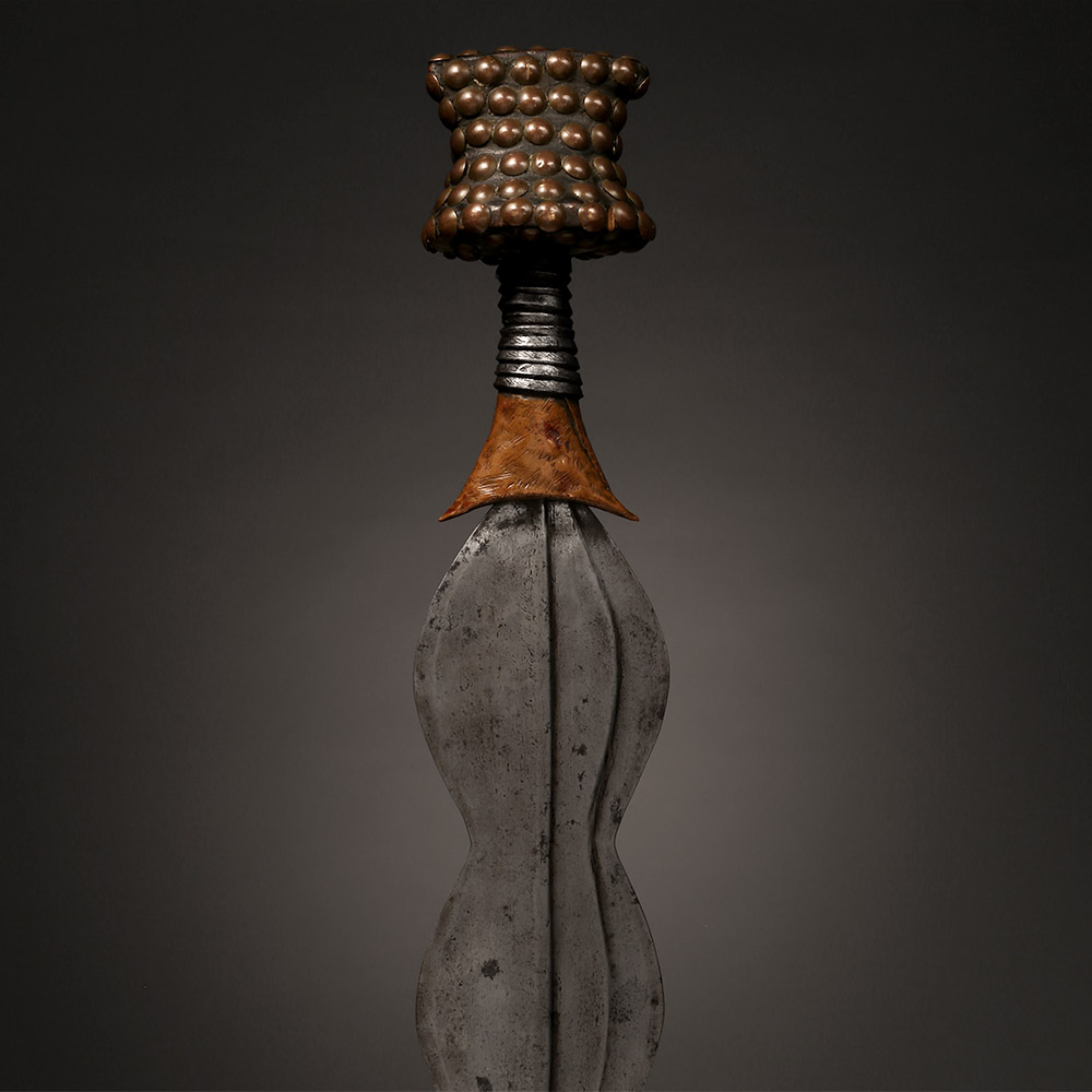 Curvy Mongo Sword, D.R. Congo