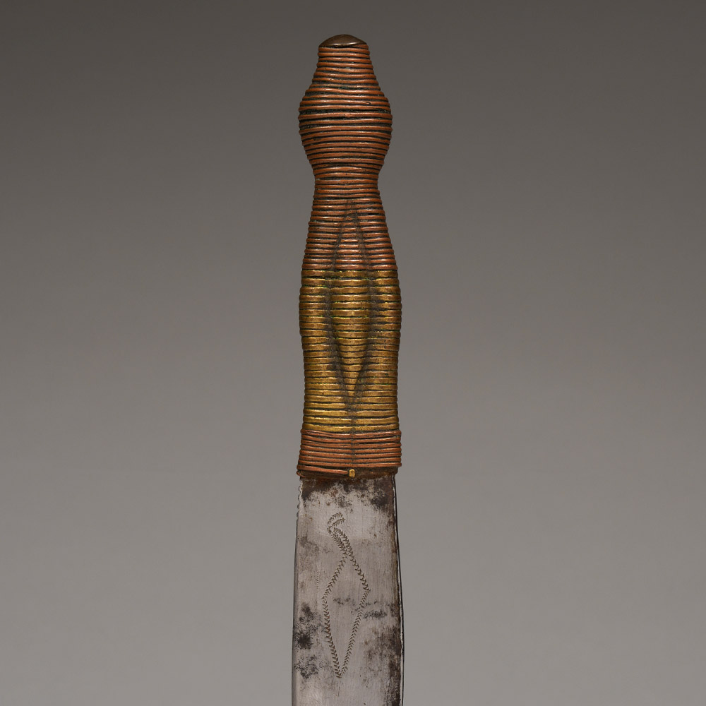 Asymmetrical Dagger, Mbuun / Dzing, D.R. Congo