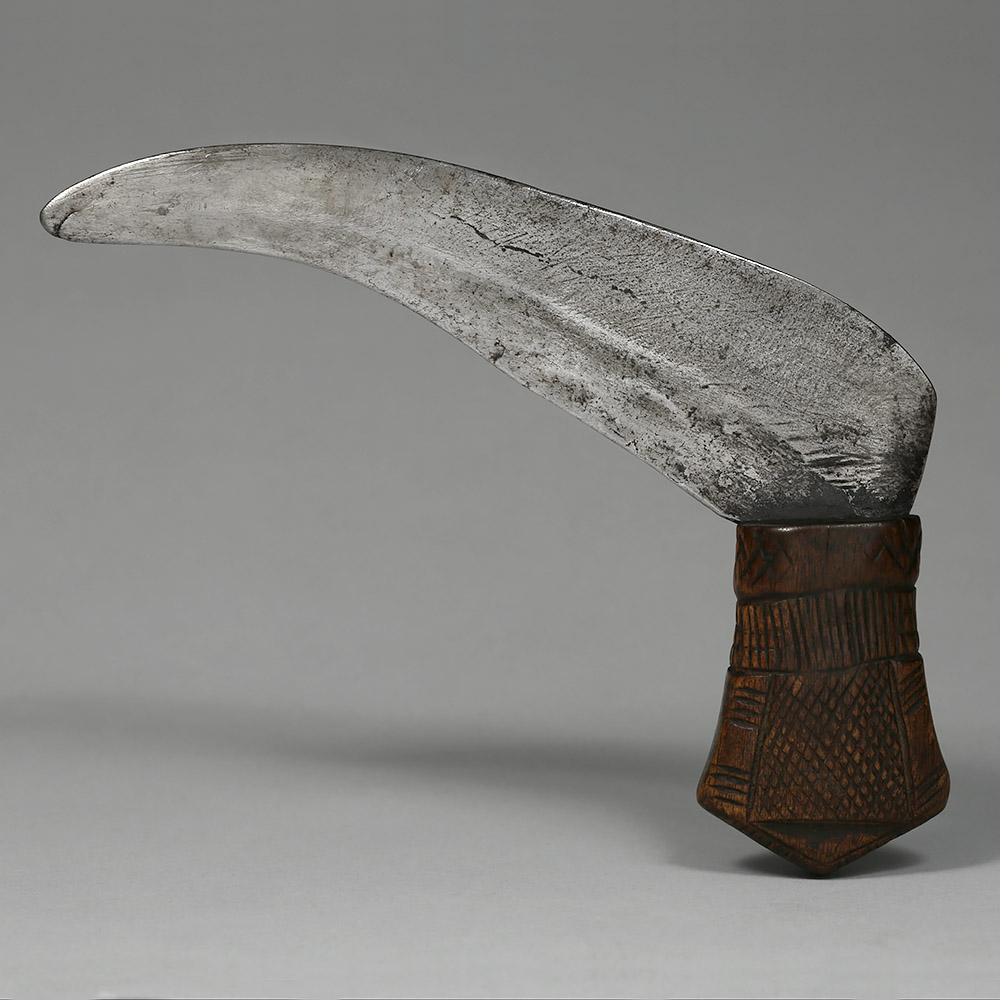 Functional / Status knife arasa, Ndo / Alur / Lendu, D.R. Congo / Uganda
